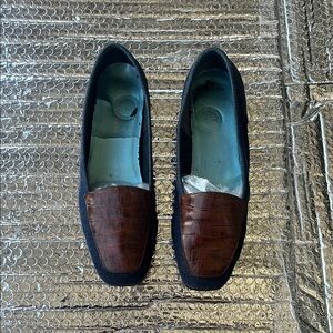 Enzo Angiolini woman’s Brown and Black Loafers